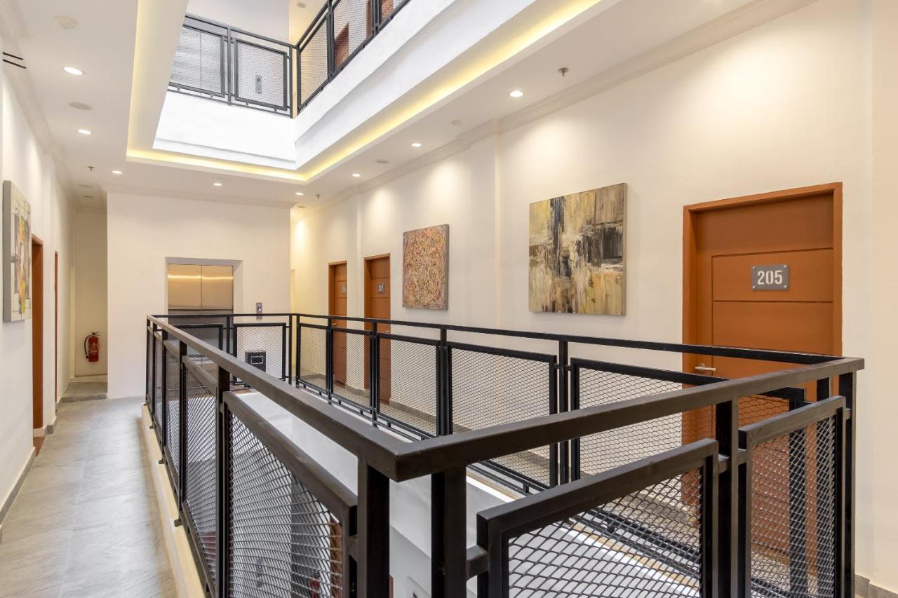Reddoorz Premium Near Centre Point Mall Медан Экстерьер фото